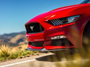 Ile pali Mustang 5.0? Sprawdź zużycie paliwa!